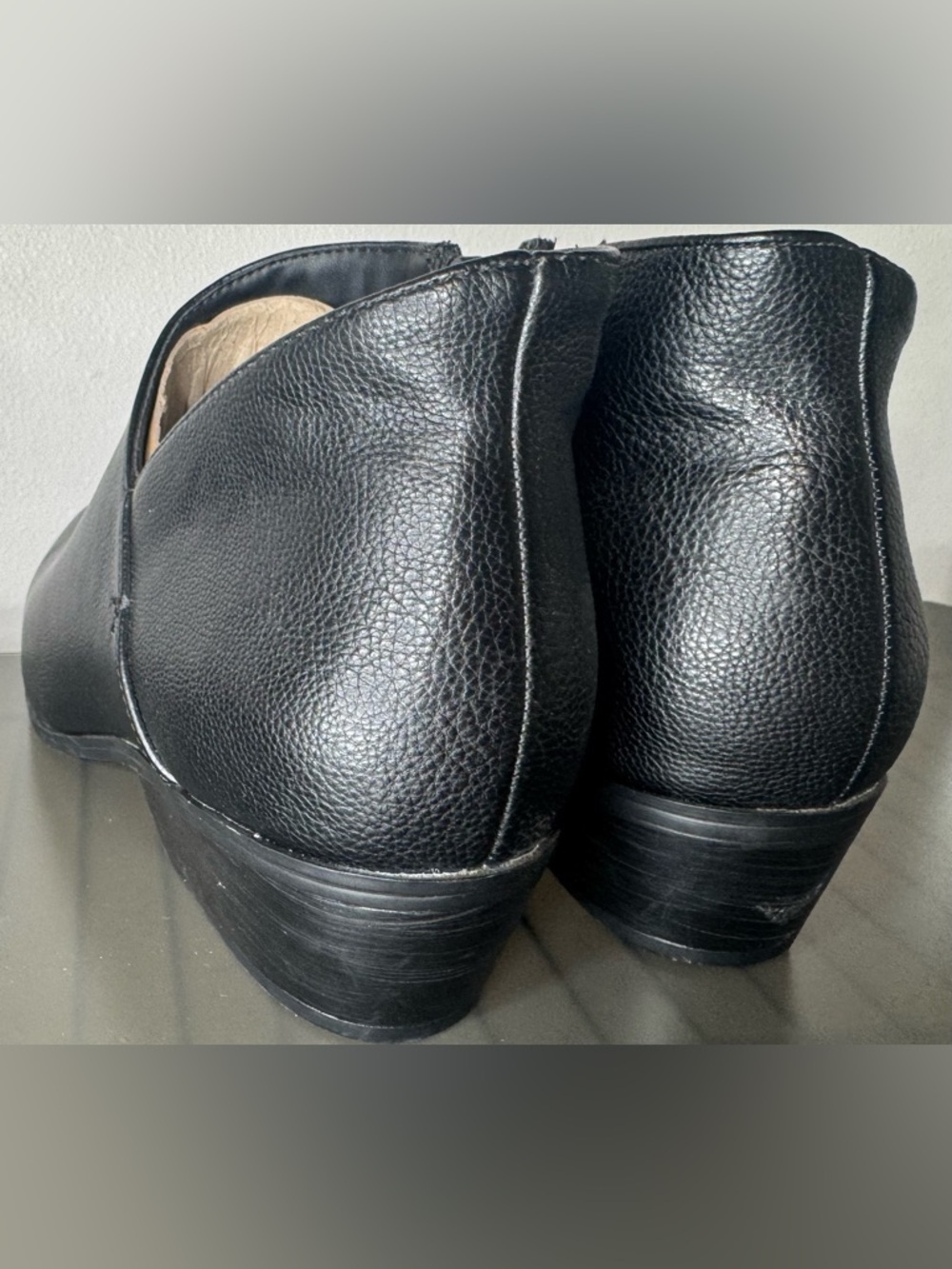 AEROSOLES Black Wide-Width Slip-On Ankle Booties faux leather easy clean classic - Picture 3 of 9